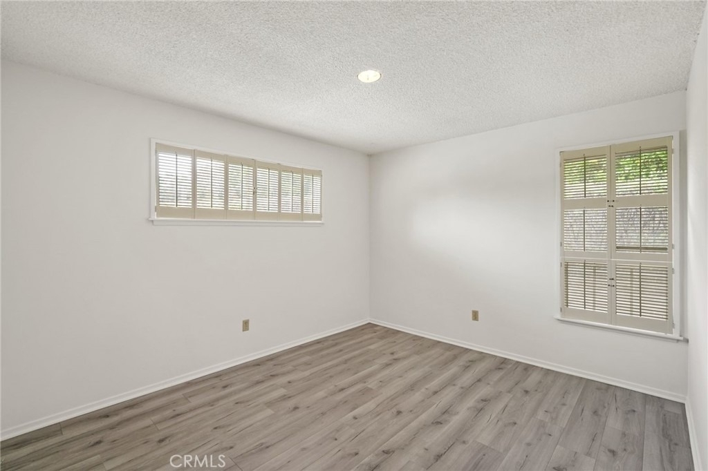 11803 Gerald Avenue - Photo 18