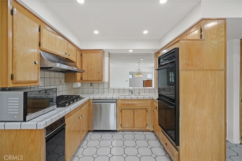 11803 Gerald Avenue - Photo 11