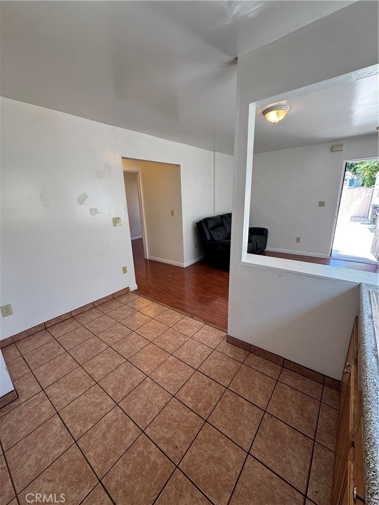 1466 Silver Lake Boulevard - Photo 4