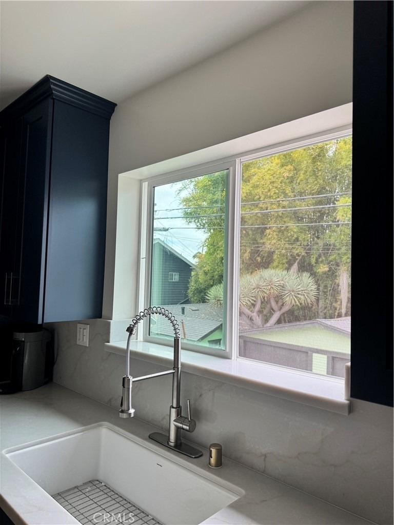 1313 Arlington - Photo 4