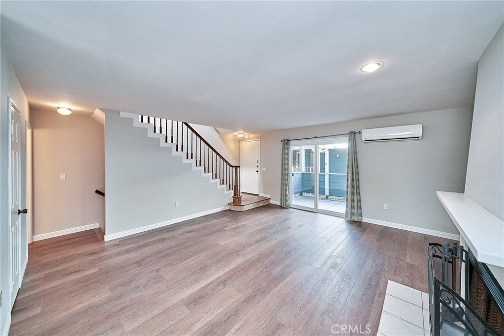 21901 Moneta Avenue - Photo 10