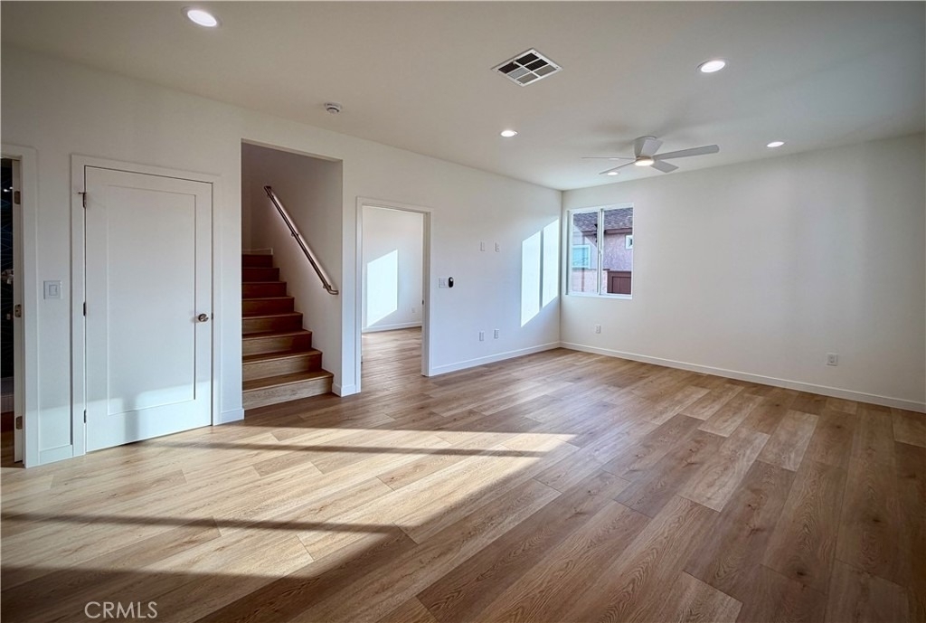 6118 Amos Avenue - Photo 2