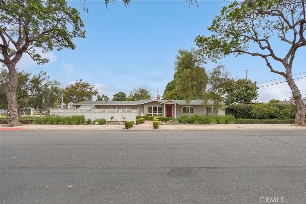 10751 Allen - Photo 1