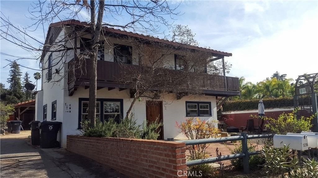 529 Walnut Avenue - Photo 1