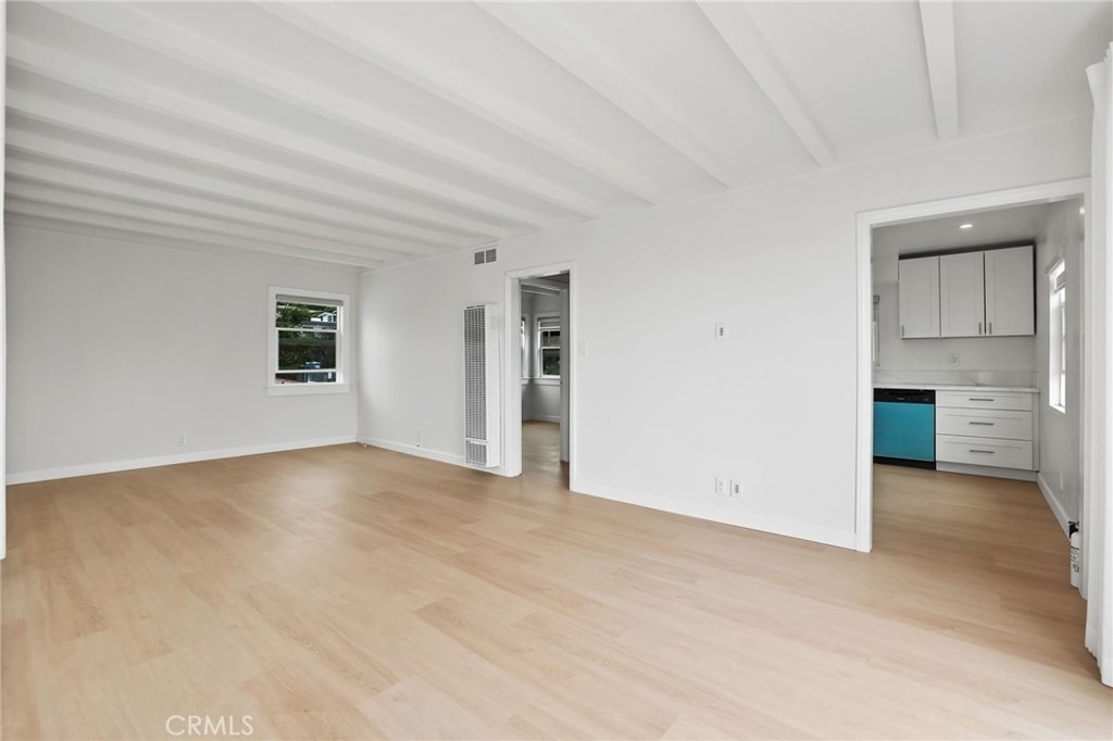 297 Wave Street - Photo 2