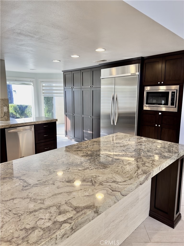 43 Beachcomber Drive - Photo 1