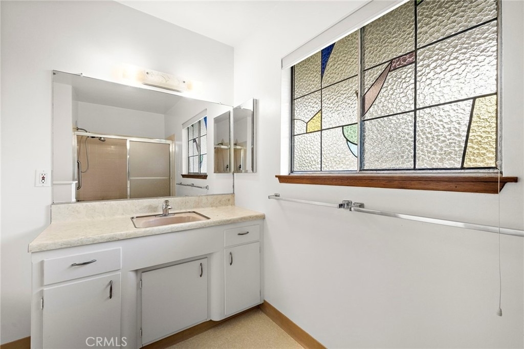 509 California - Photo 20