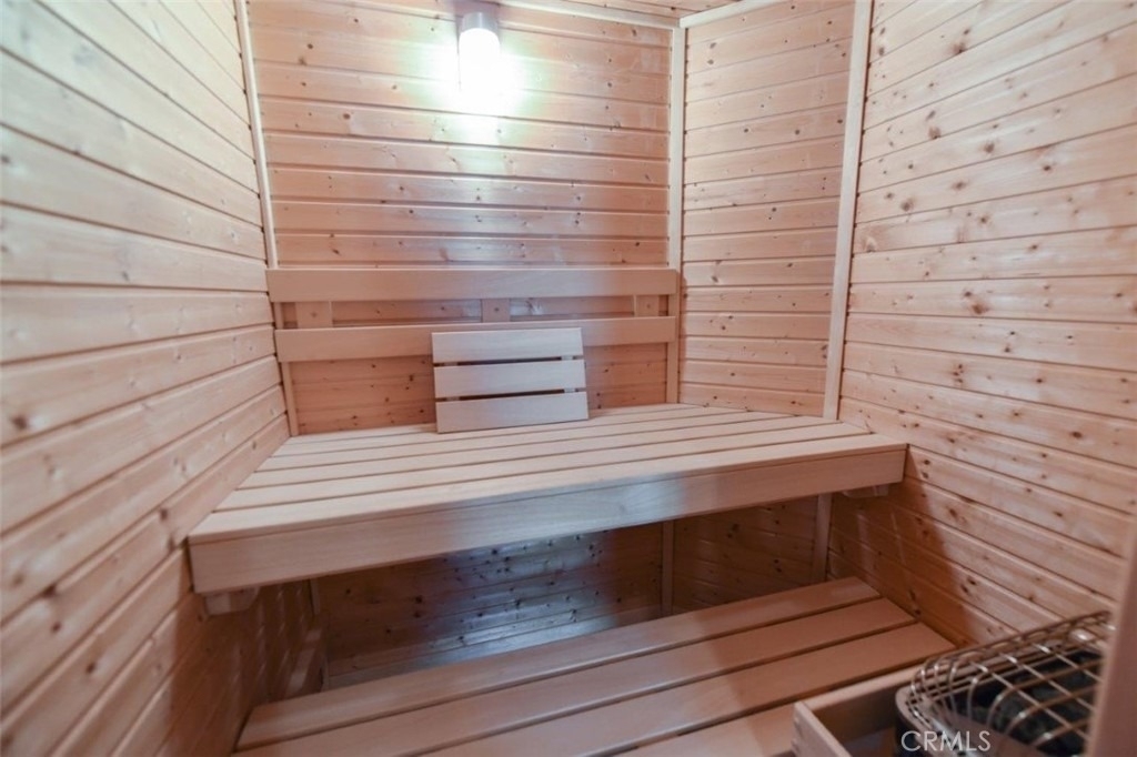 11 Skyridge - Photo 47