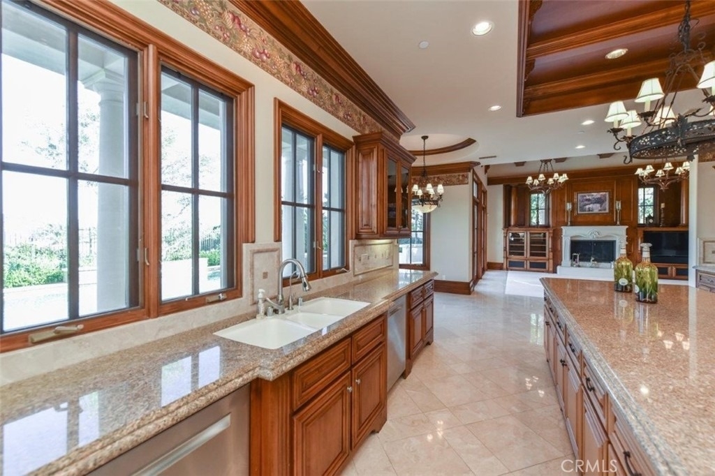 11 Skyridge - Photo 15
