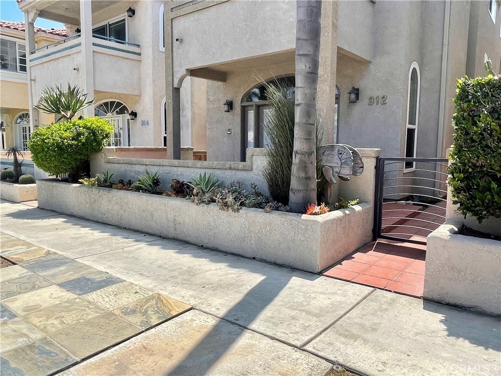 312 14th Street - Photo 22