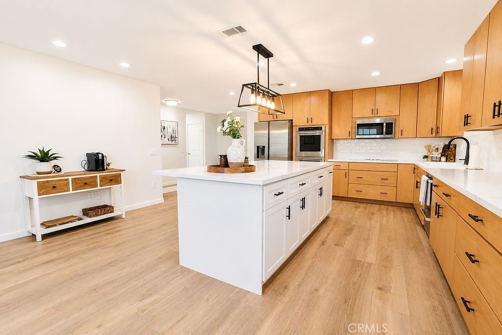 1404 Highridge Street - Photo 17