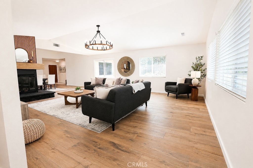 1404 Highridge Street - Photo 5