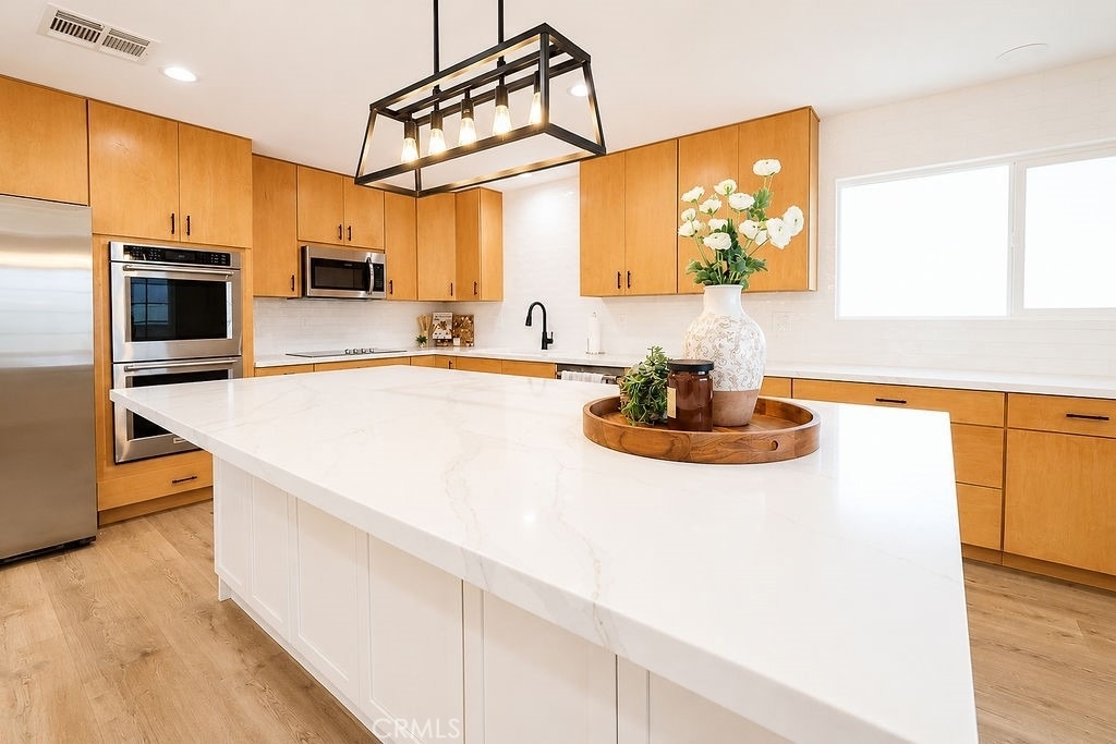 1404 Highridge Street - Photo 16