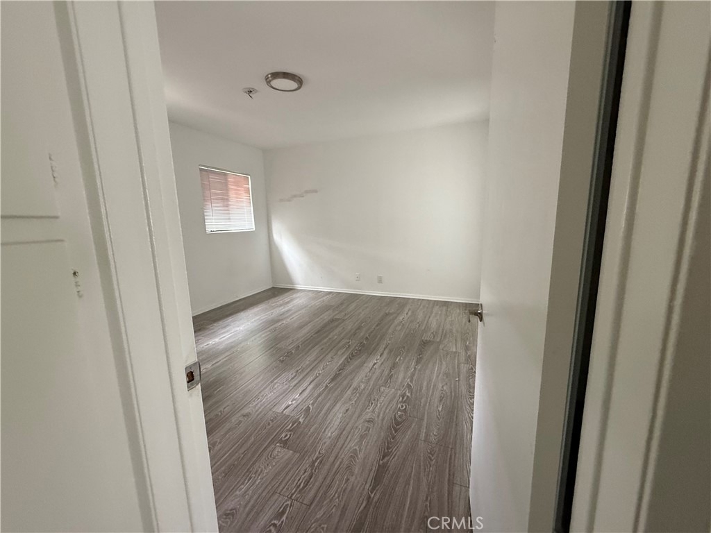 423 S Le Doux Rd - Photo 12