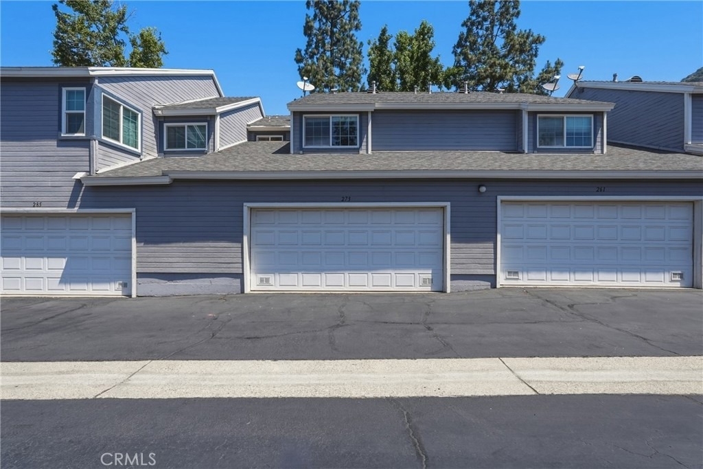 273 Monroe Court - Photo 17