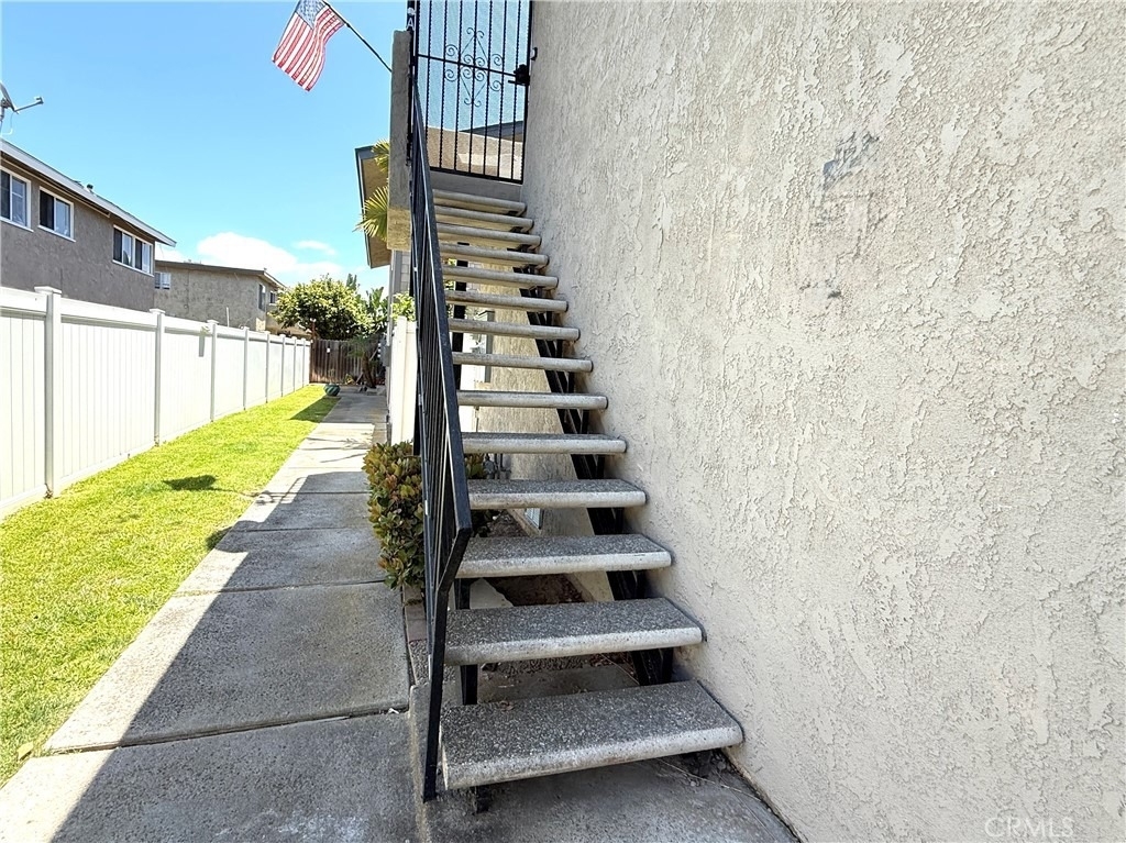 16752 Sims - Photo 6