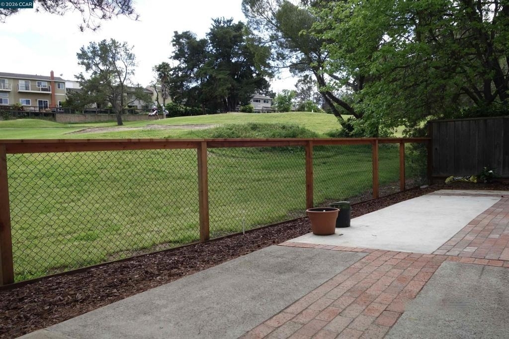112 Marchbanks Ct - Photo 16