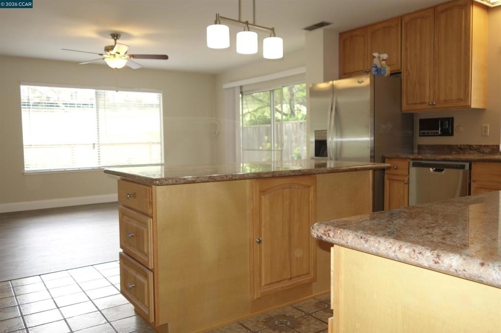 112 Marchbanks Ct - Photo 5