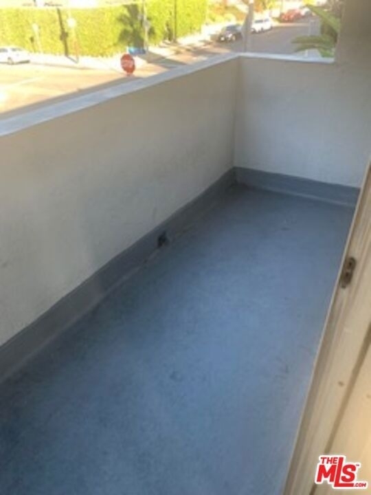 7924 Clinton Street - Photo 22