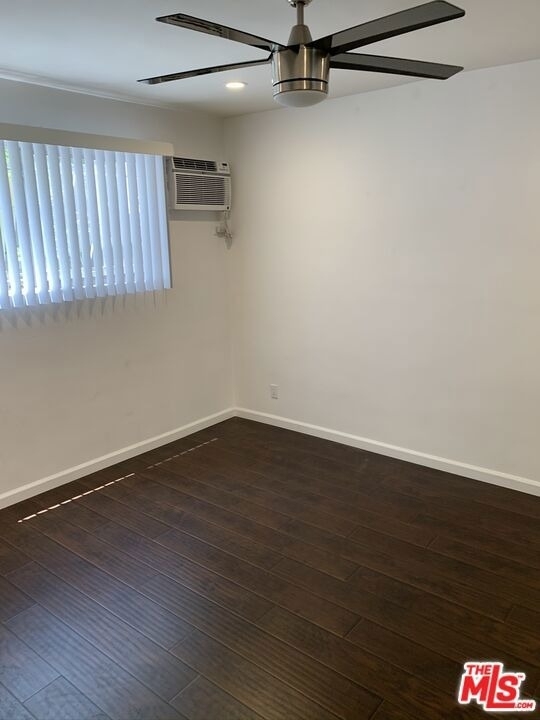 7924 Clinton Street - Photo 9