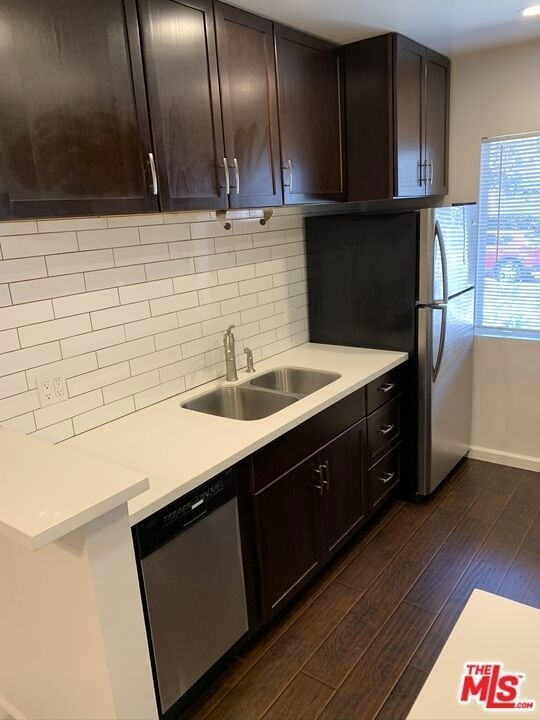 7924 Clinton Street - Photo 3