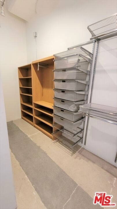 530 Molino Street - Photo 10