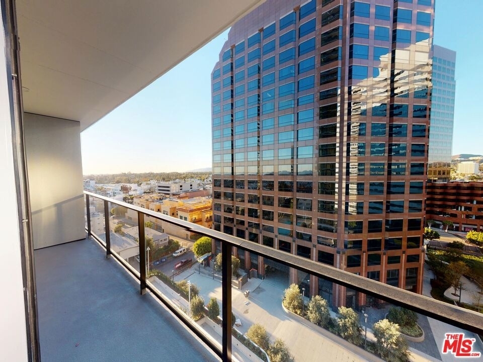 11750 Wilshire Boulevard - Photo 4