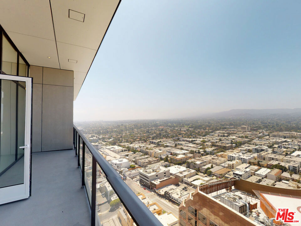 11750 Wilshire Boulevard - Photo 17