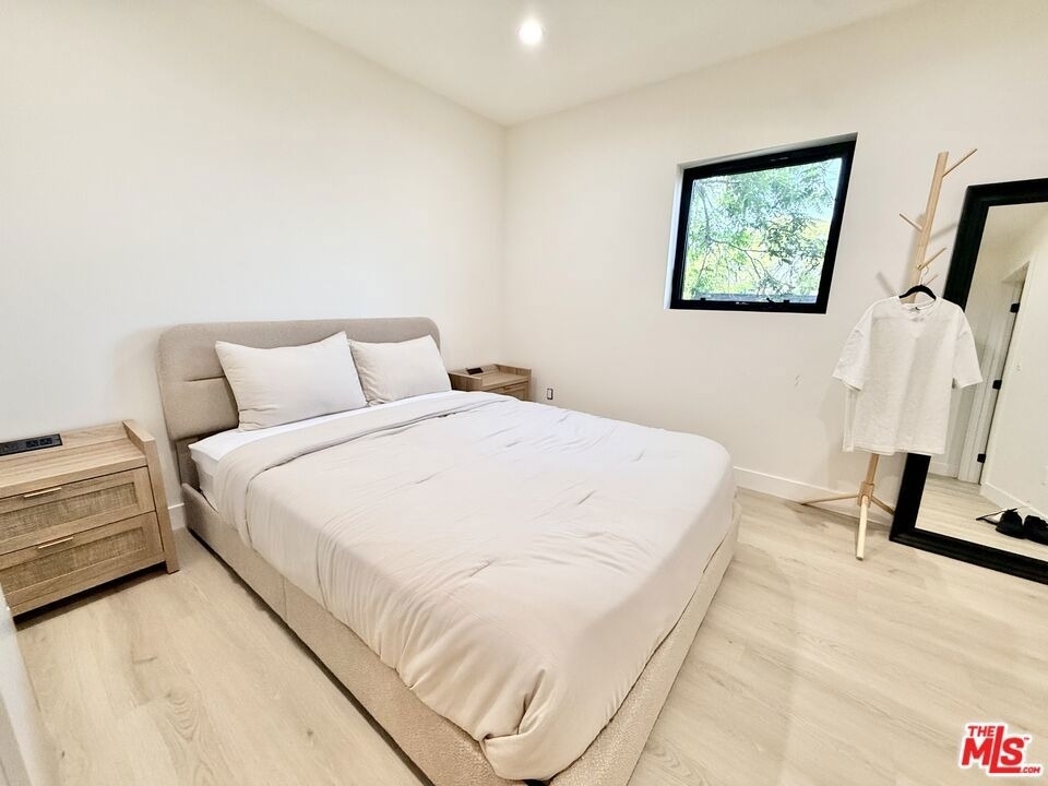 2707 Benedict Street - Photo 17