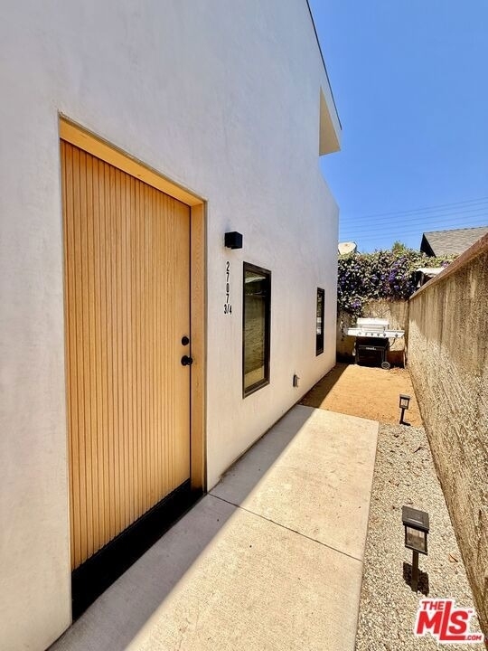 2707 Benedict Street - Photo 1