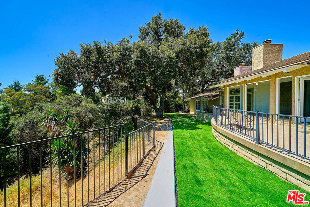 140 Mount Olive Drive - Photo 18