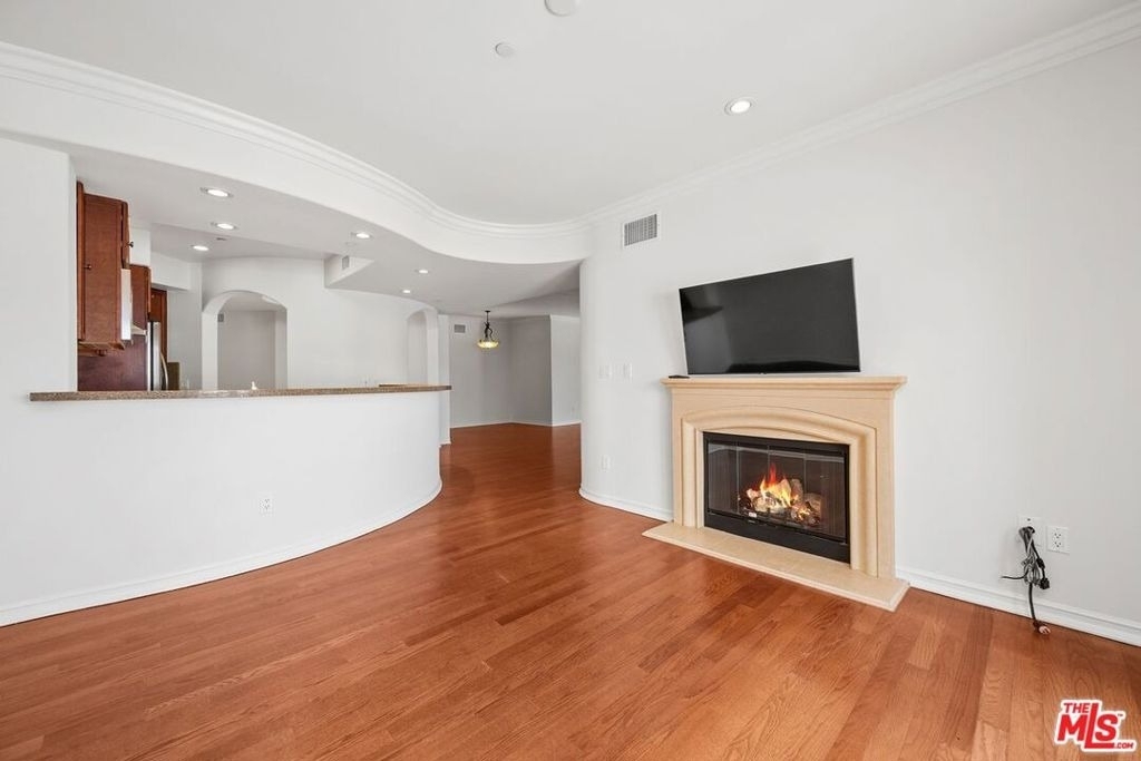 1000 Granville Avenue - Photo 28