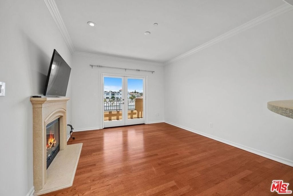 1000 Granville Avenue - Photo 29