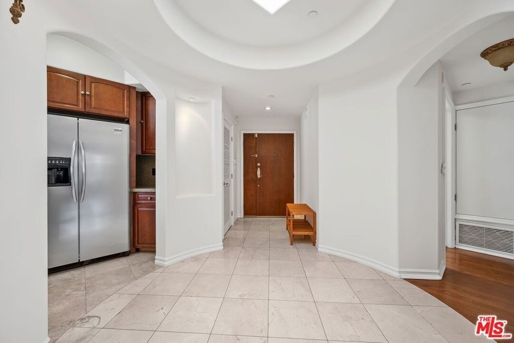 1000 Granville Avenue - Photo 37