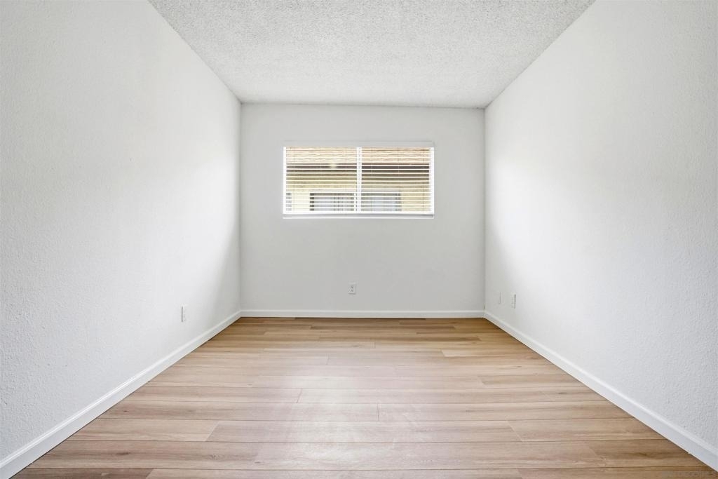 5436 Imperial Ave - Photo 5