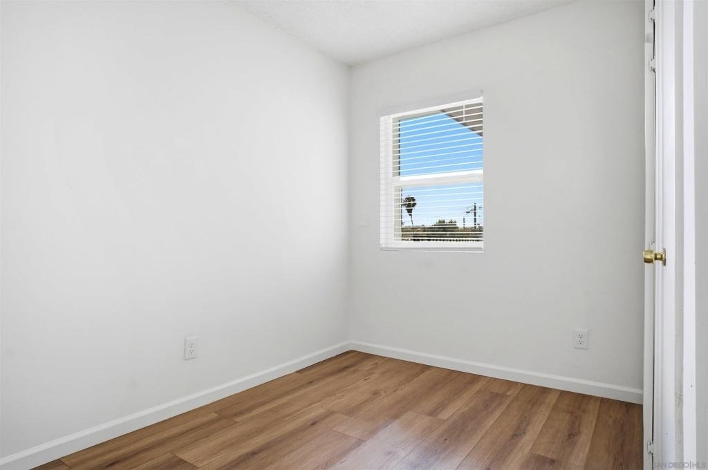 5436 Imperial Ave - Photo 9