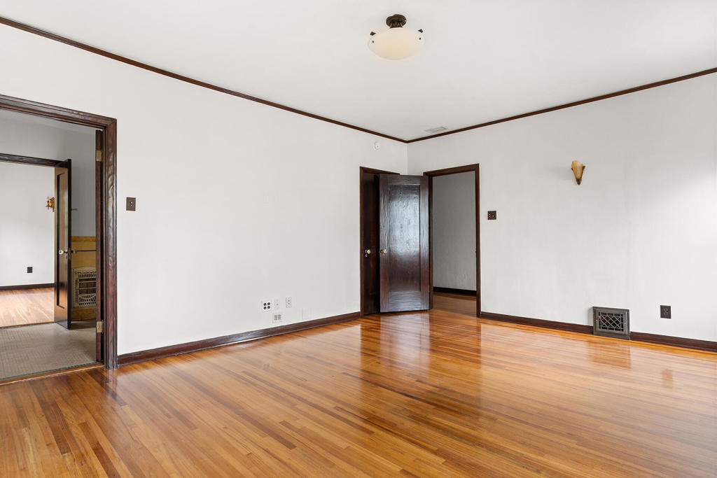 407 N Orange Drive - Photo 8
