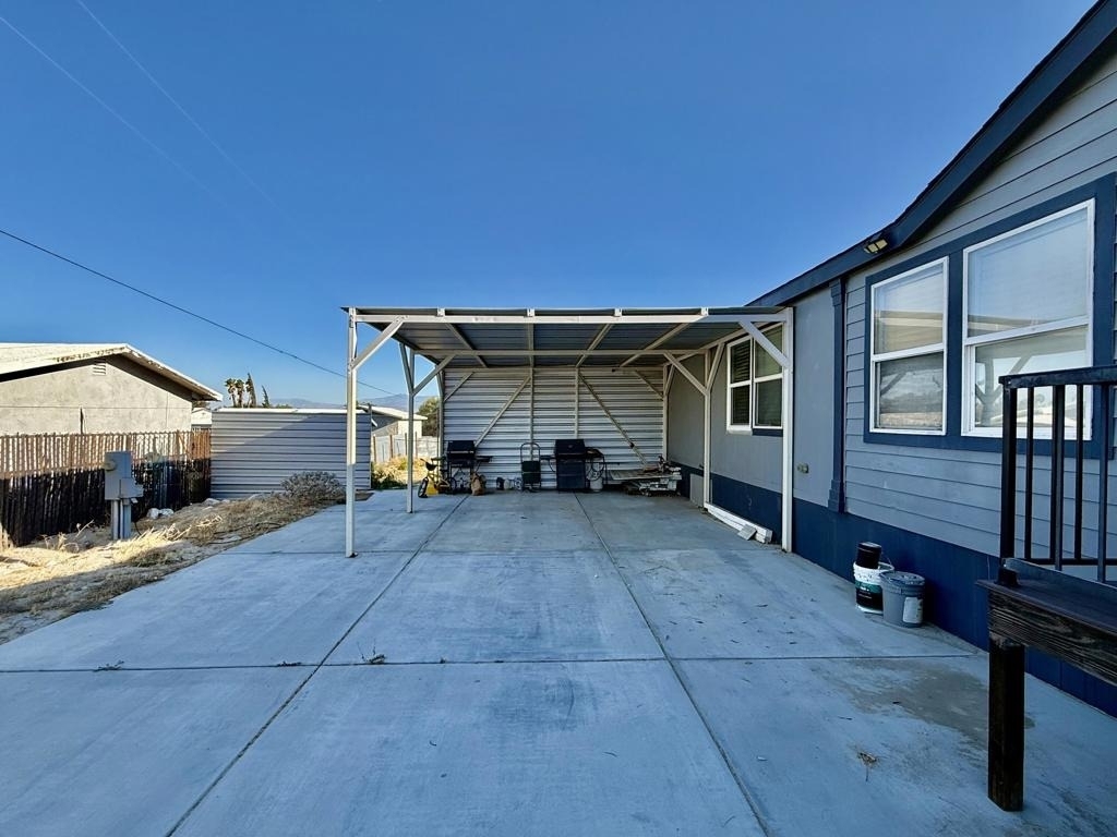 64173 Thomas Avenue - Photo 27