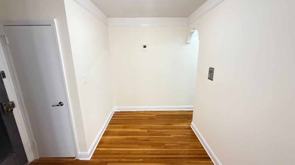 36-19 167th Street - Photo 7
