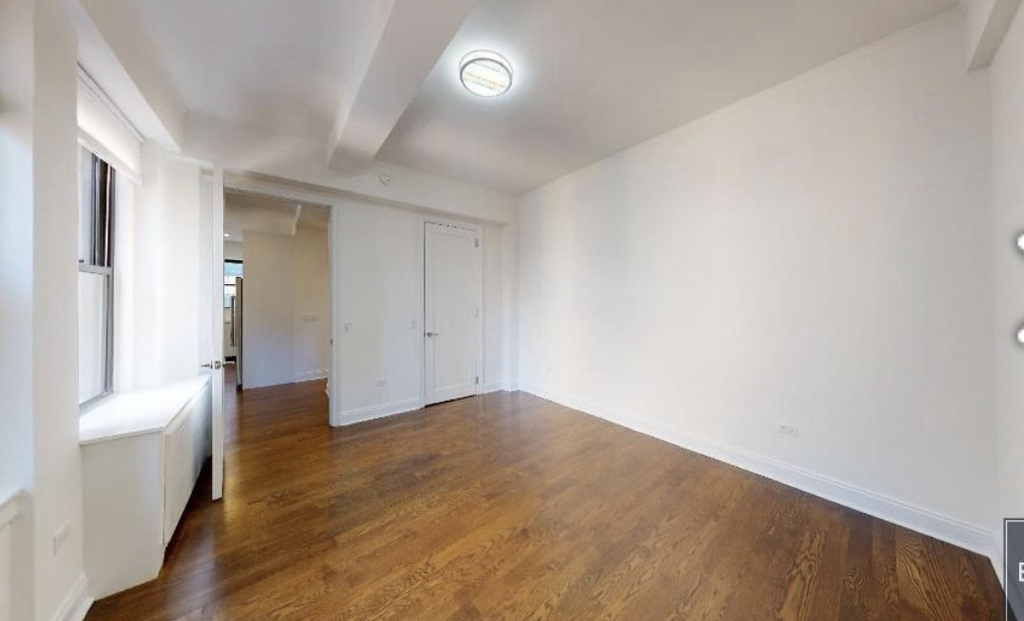 139 West 55th Street - Photo 4