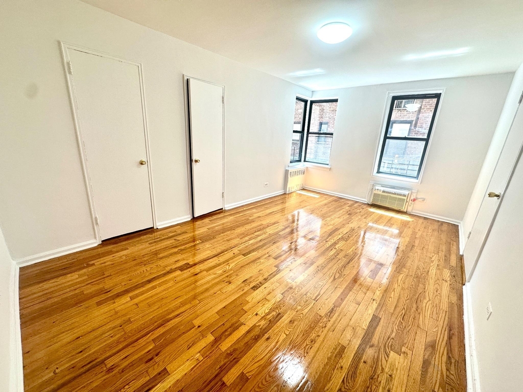 9303 Shore Road - Photo 5