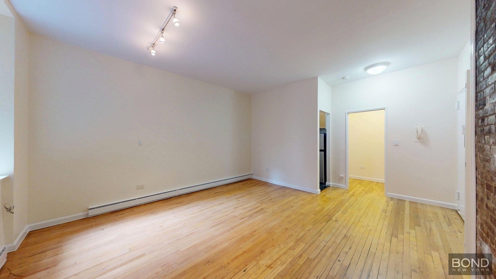 West 73rd Street - Photo 0