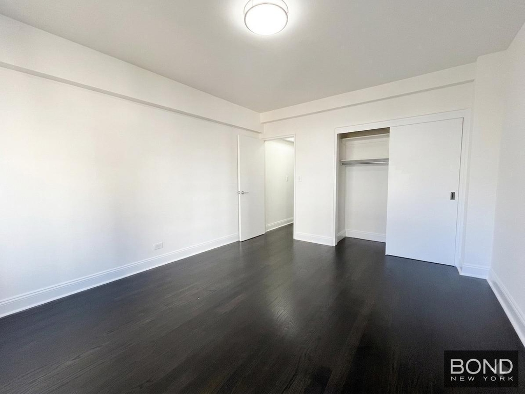East 69th Street - Photo 5