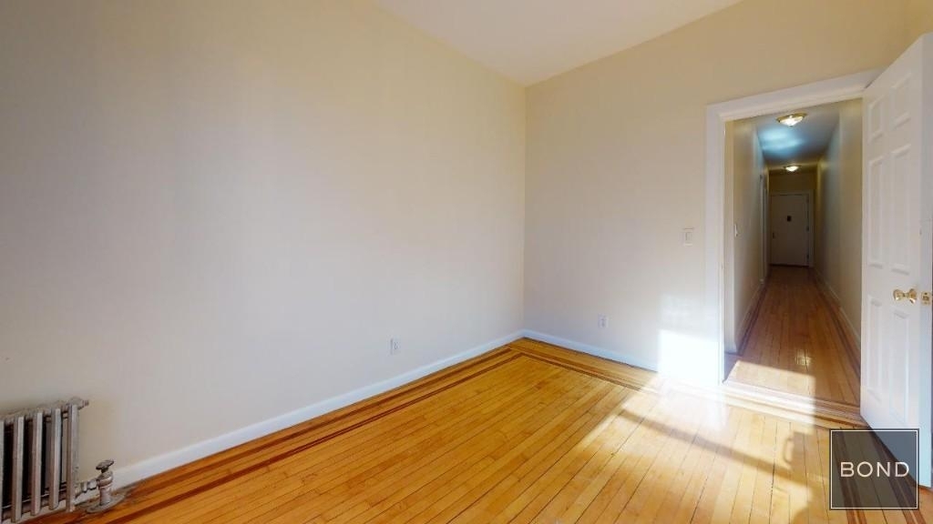 West 143 Street - Photo 10