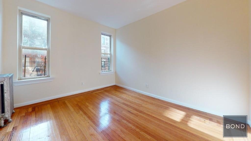 West 143 Street - Photo 5