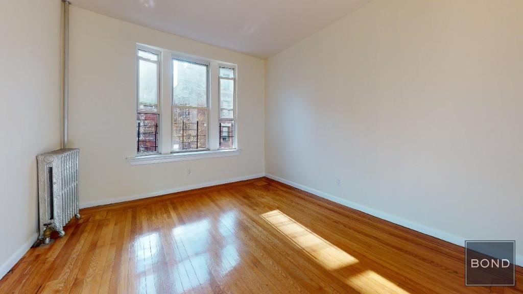 West 143 Street - Photo 12