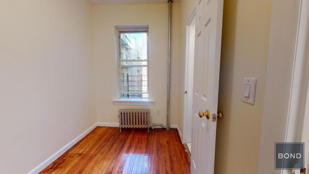 West 143 Street - Photo 15