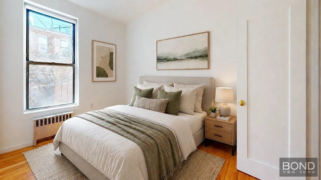 West 83 Street - Photo 9