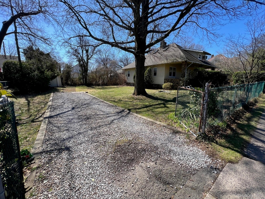 8 Bogart Avenue - Photo 20