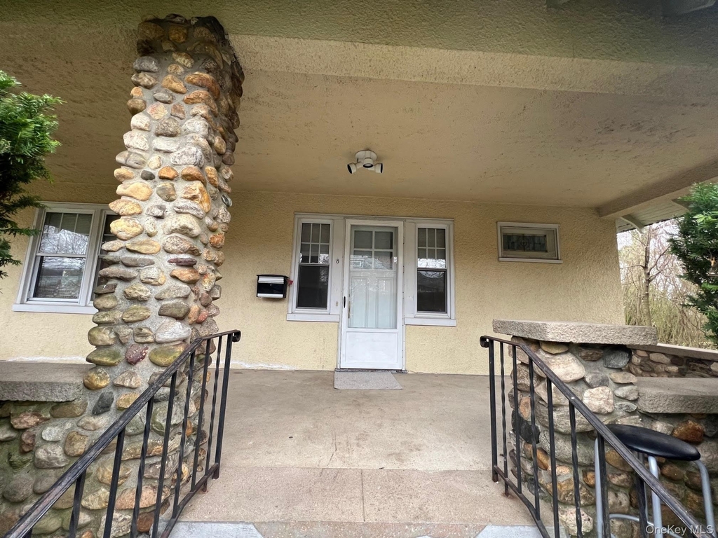 8 Bogart Avenue - Photo 1